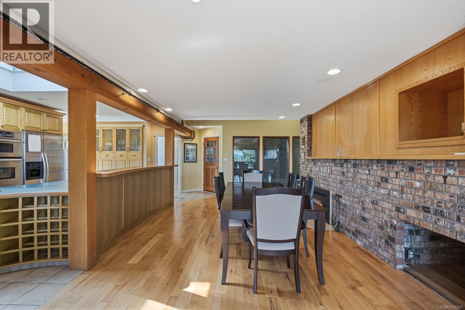 2340 Spring Rd - 10