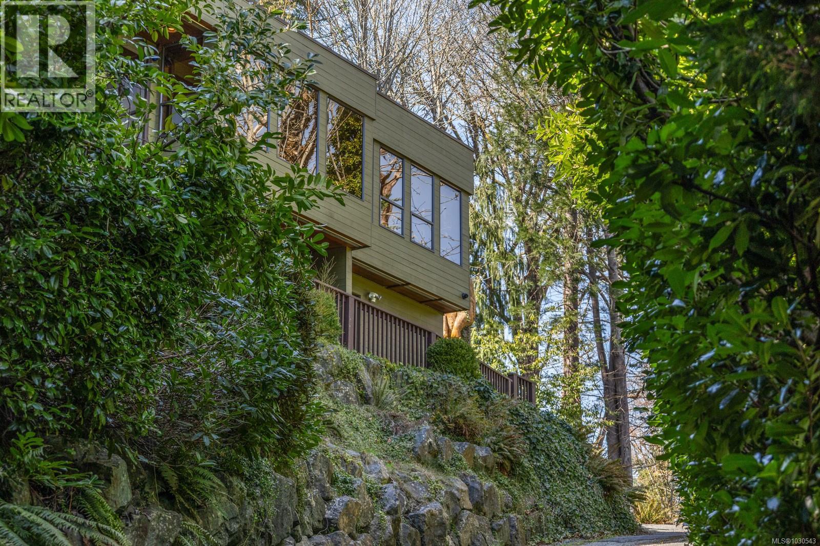 2340 Spring Rd - 81