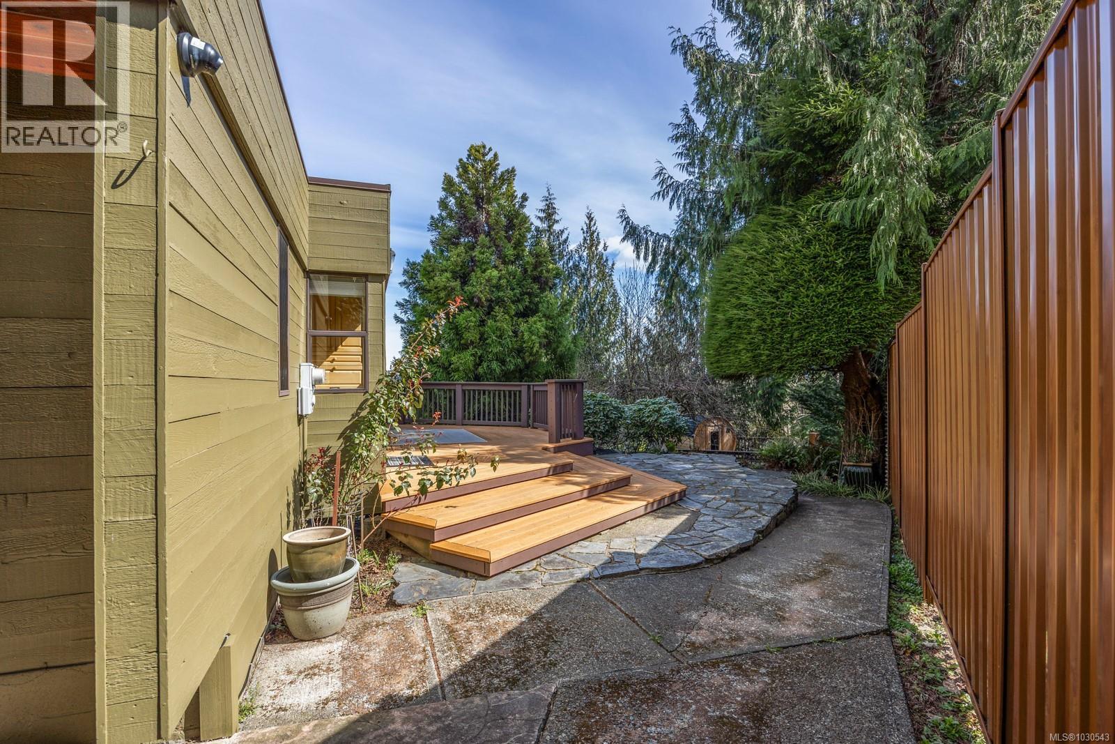 2340 Spring Rd - 53