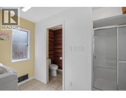 2340 Spring Rd, Campbell River, BC V9W5K8 Photo 31