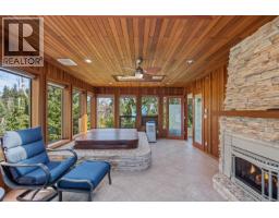 Ensuite - 2340 Spring Rd, Campbell River, BC V9W5K8 Photo 7