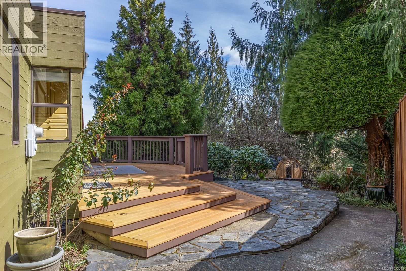 2340 Spring Rd - 54