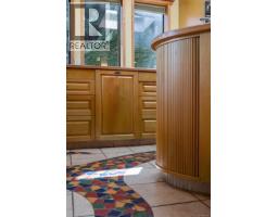 2340 Spring Rd, Campbell River, BC V9W5K8 Photo 44