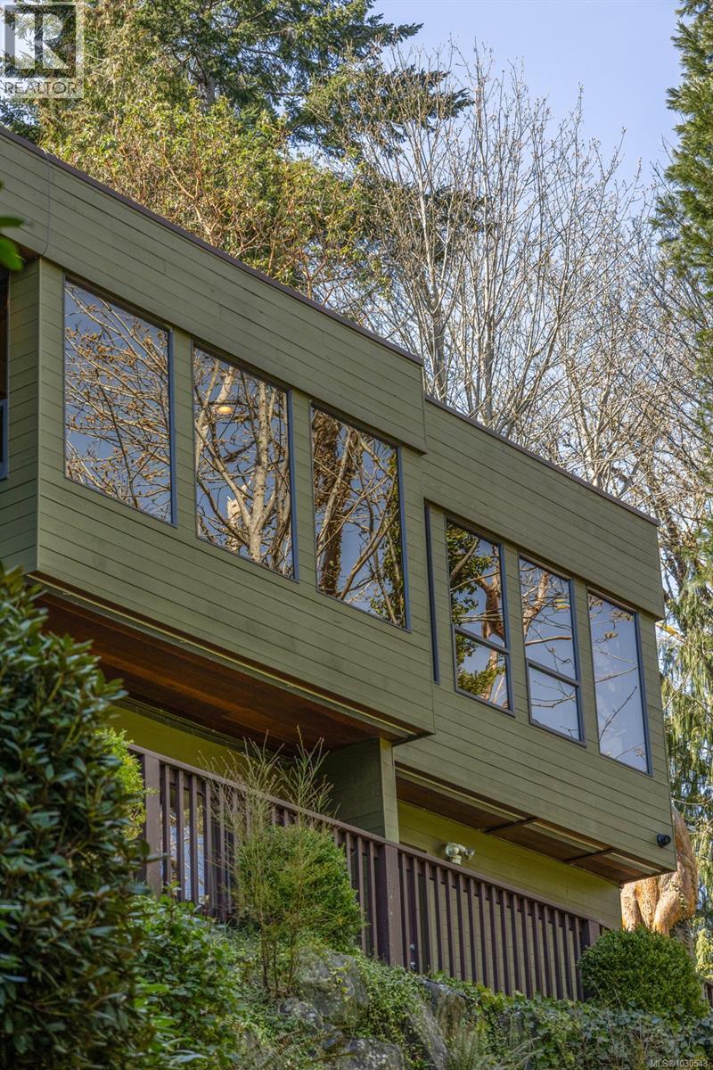 2340 Spring Rd - 82