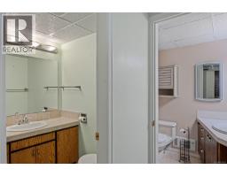 2340 Spring Rd, Campbell River, BC V9W5K8 Photo 41