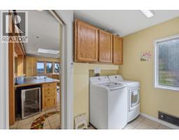 2340 Spring Rd, Campbell River, BC V9W5K8 Photo 21