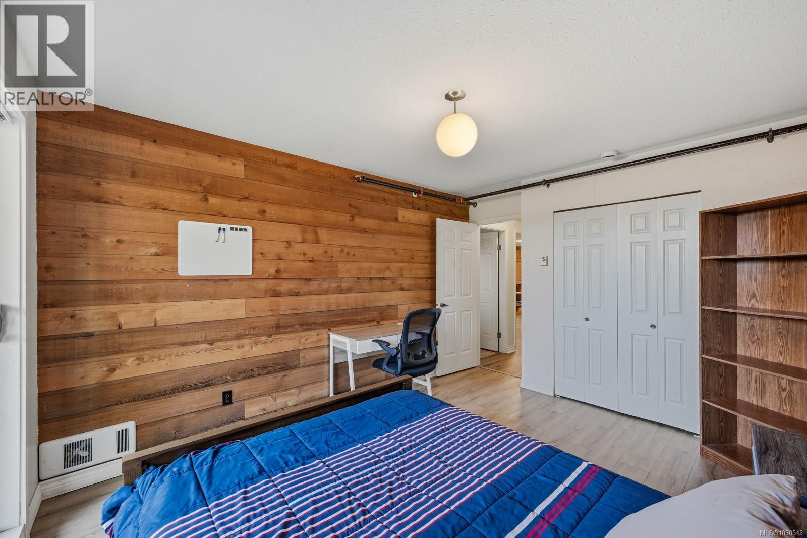 2340 Spring Rd - 37