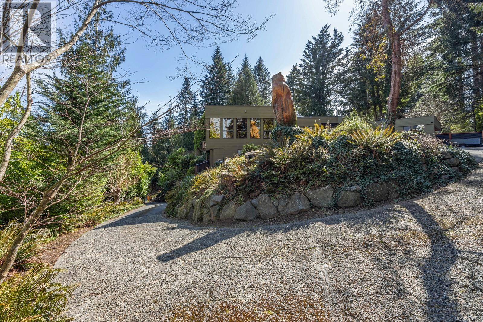 2340 Spring Rd - 76