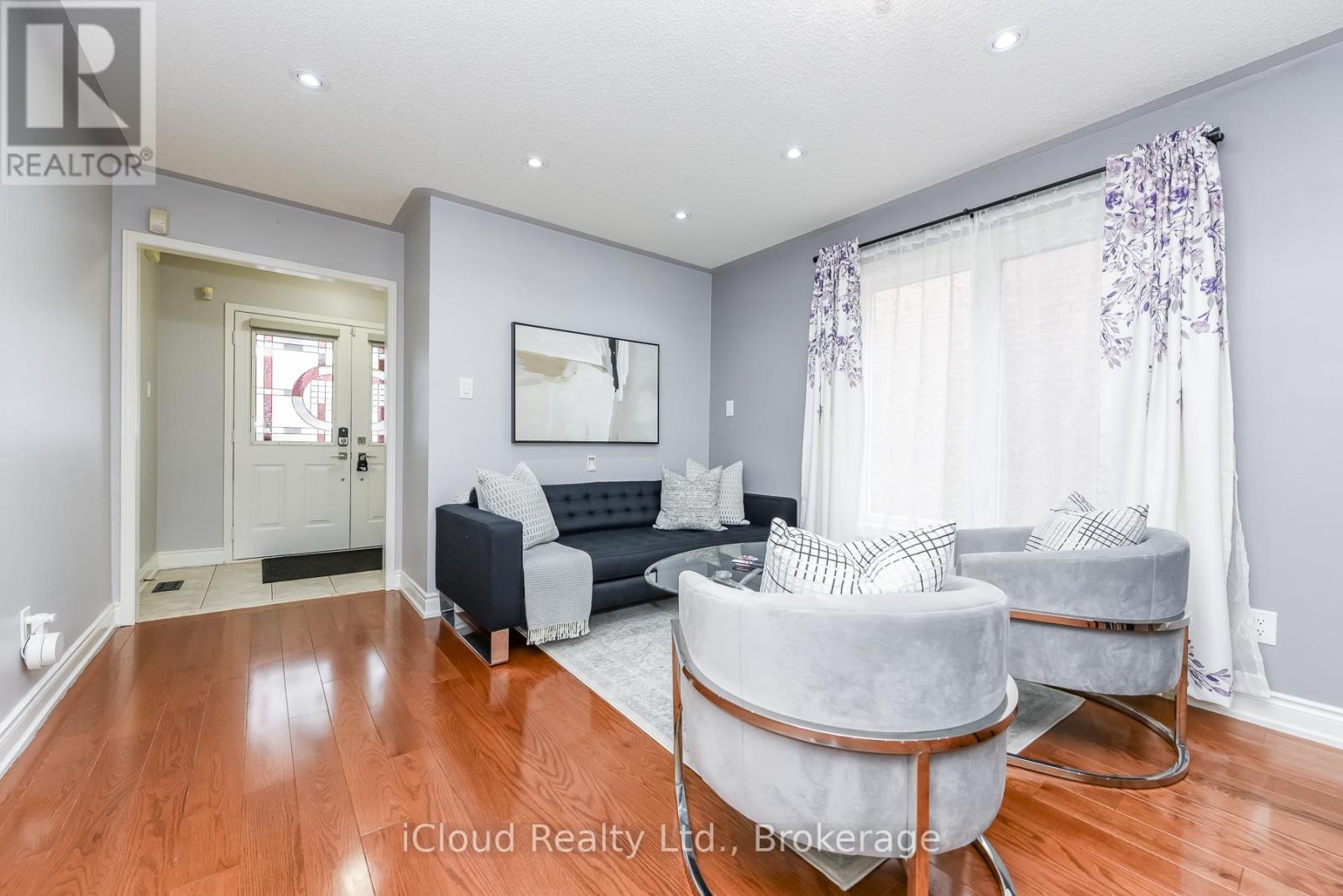 5922 DELLE DONNE DRIVE - 5