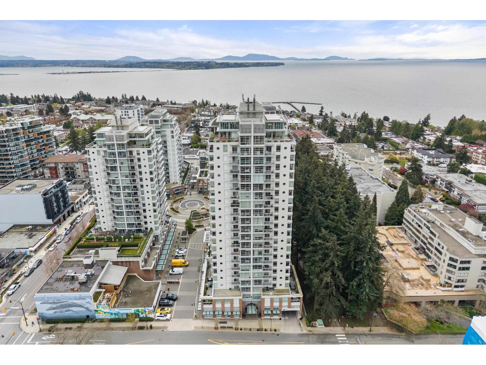604 15152 RUSSELL AVENUE, White Rock