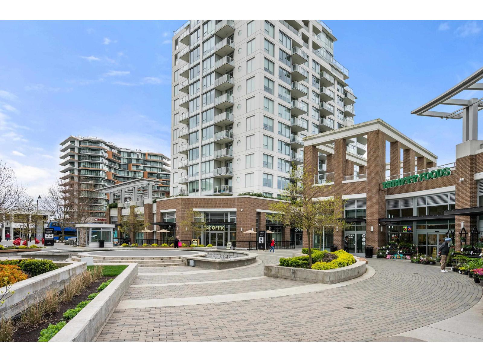 604 15152 RUSSELL AVENUE, White Rock