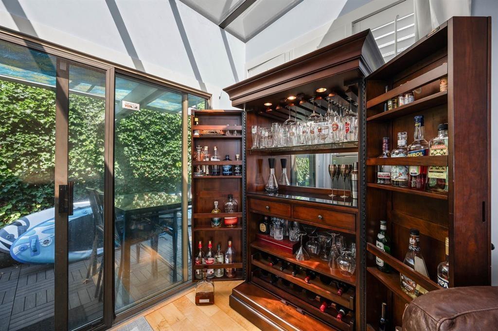 1246 OXFORD STREET, White Rock