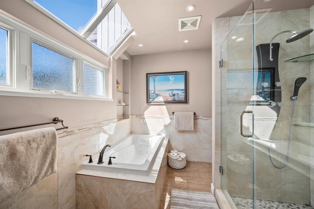 1246 OXFORD STREET, White Rock