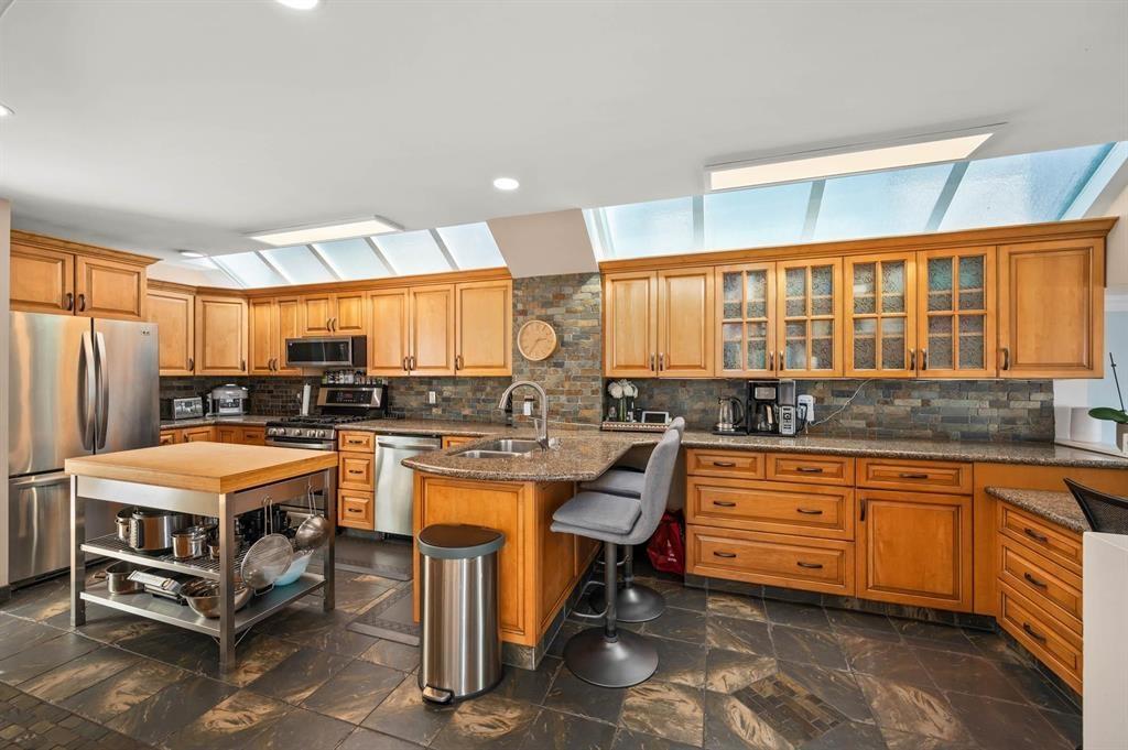 1246 OXFORD STREET, White Rock