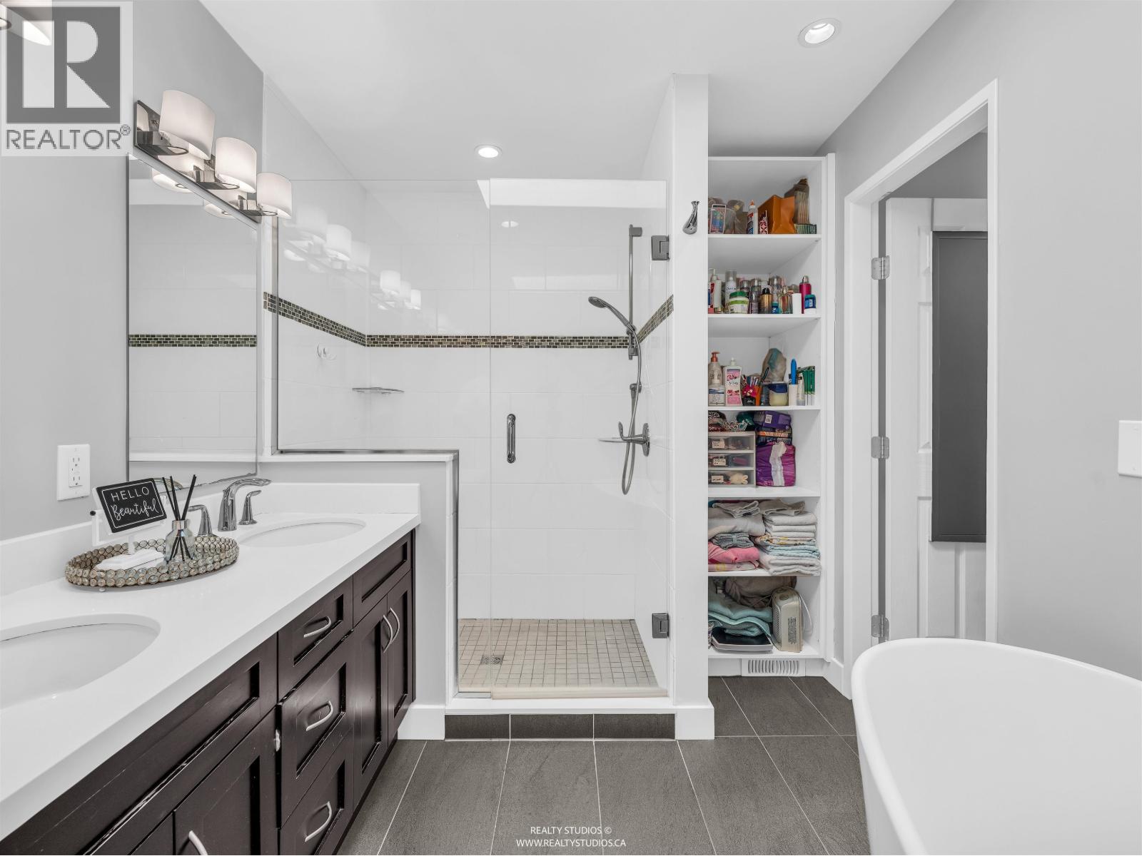 7170 HECATE PLACE, Vancouver