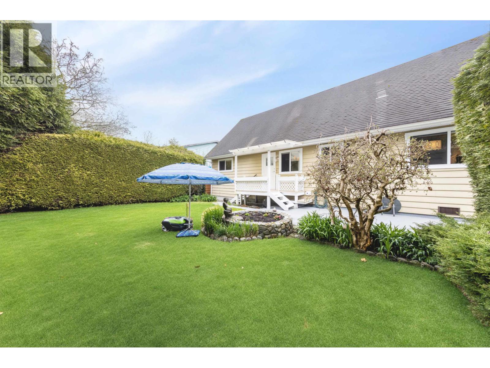 4713 46 Avenue, Delta