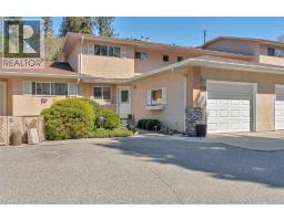 102 955 ROBINSON Avenue, Naramata