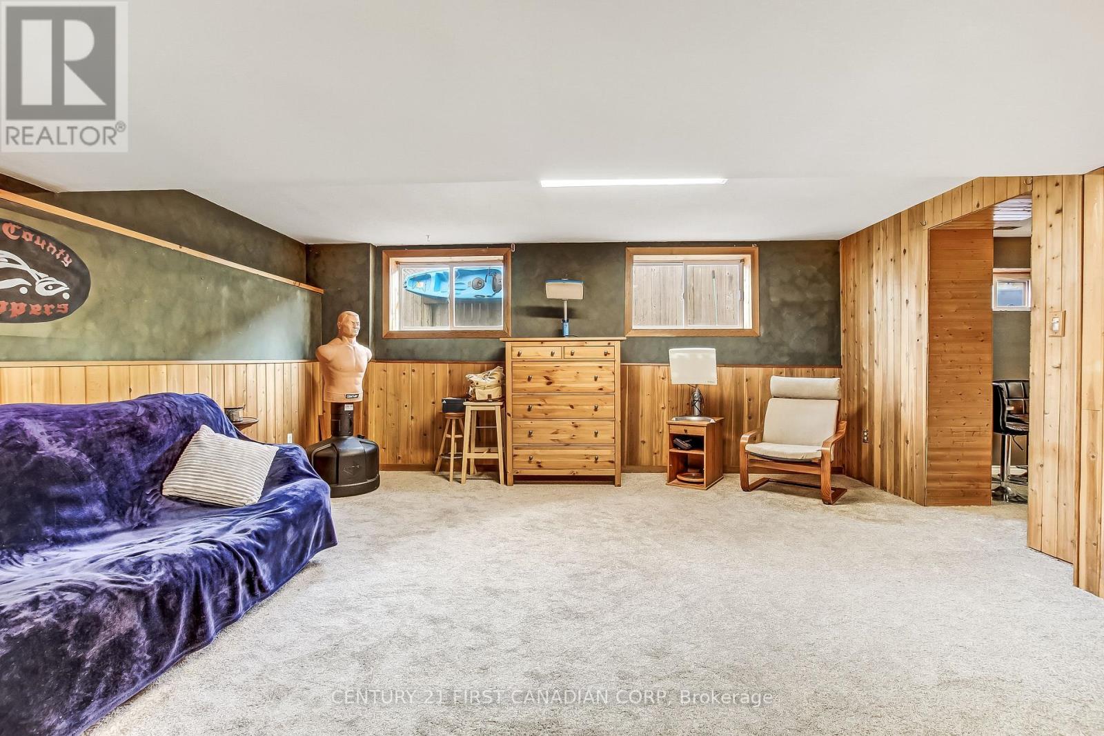 114 CONNAUGHT AVENUE - 18