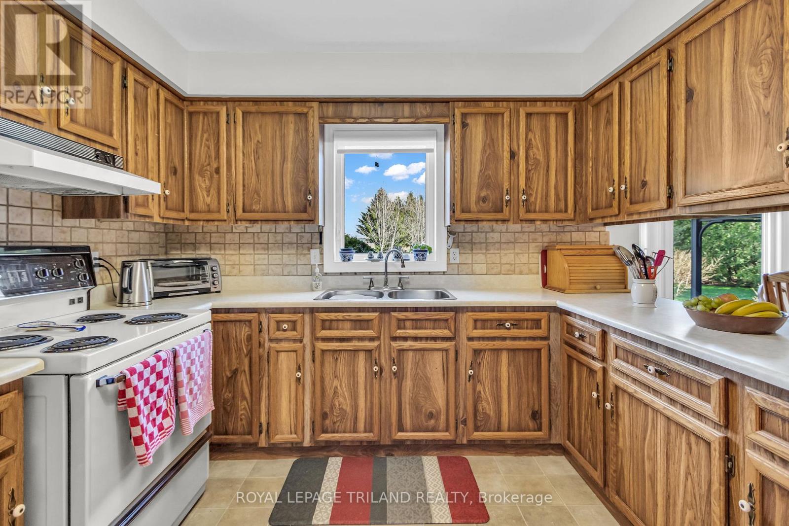 5257 CLIFF ROAD Property Photo