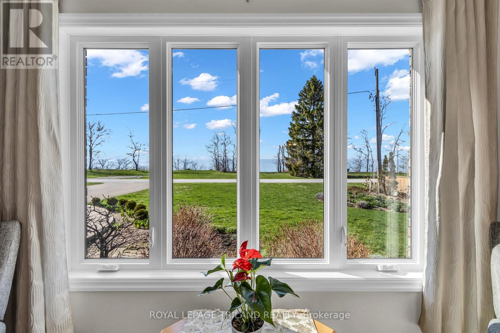 5257 CLIFF ROAD Property Photo