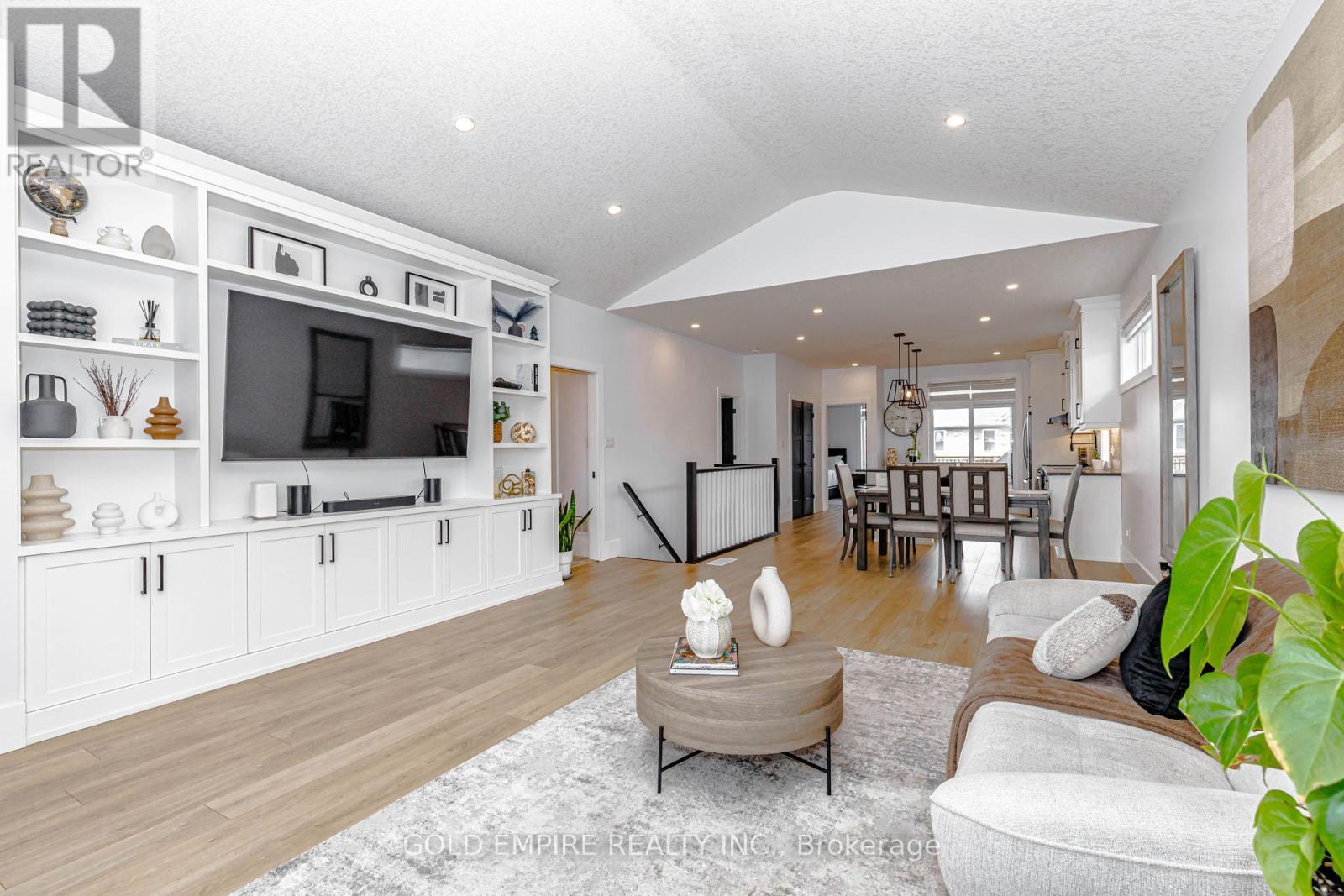 15 MUIRFIELD DRIVE — photo 14