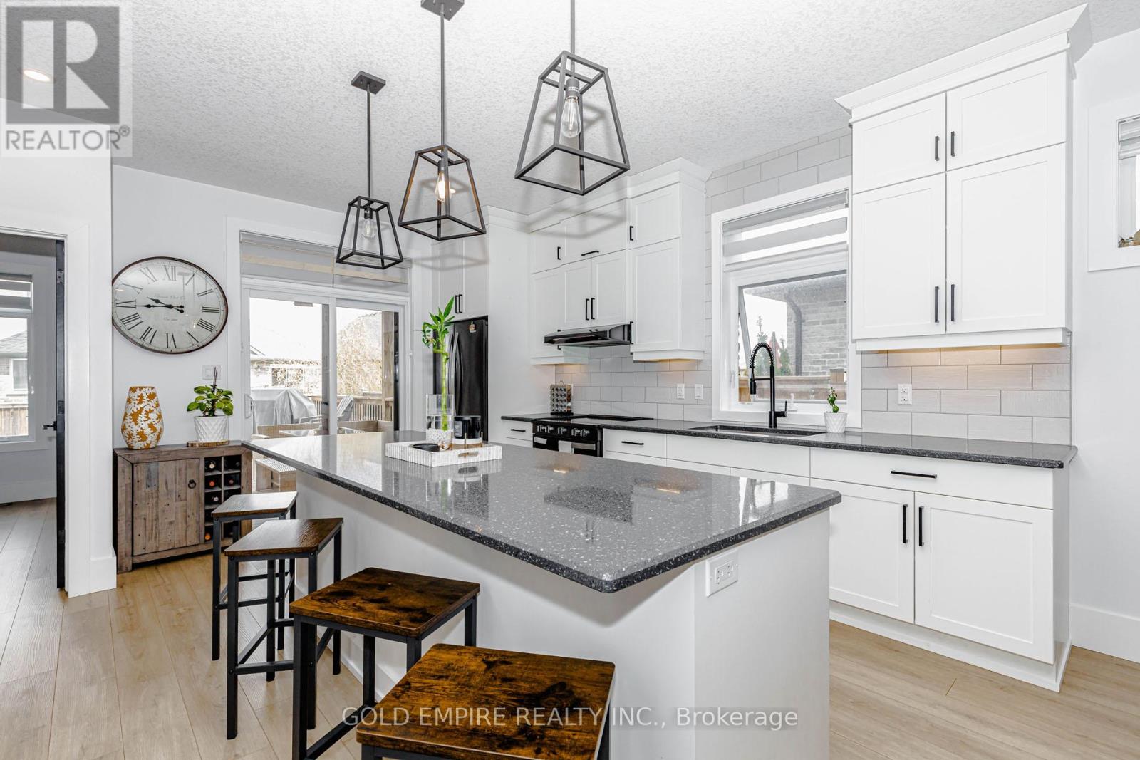15 MUIRFIELD DRIVE — photo 20