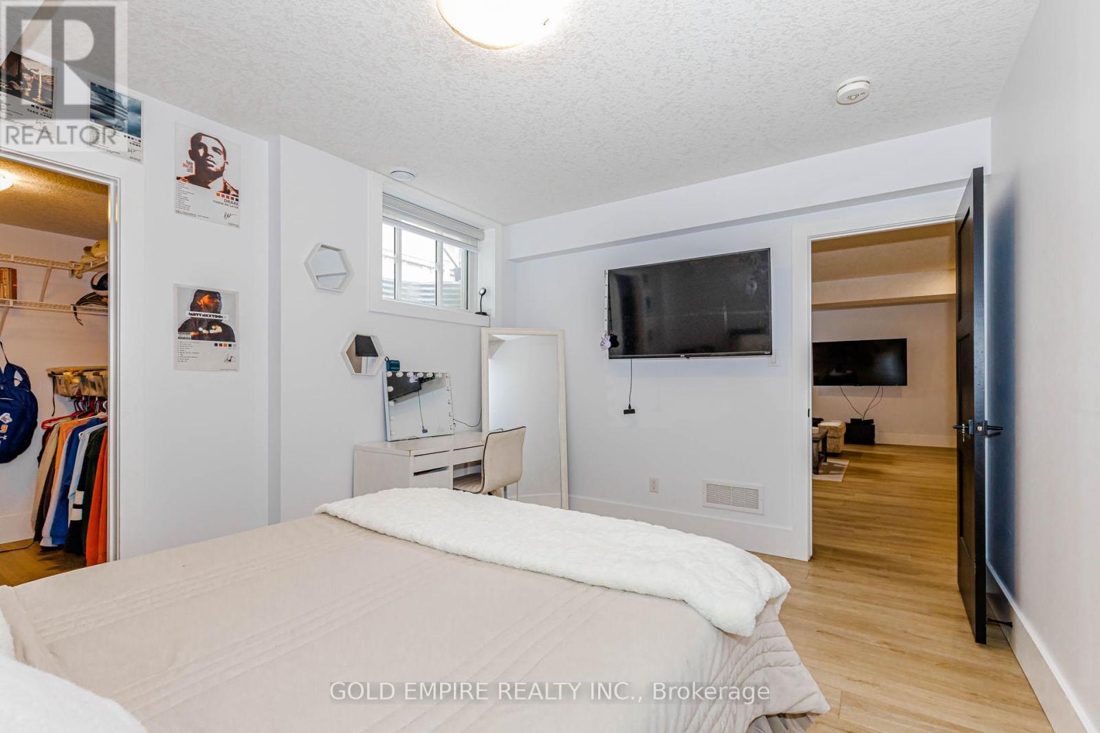 15 MUIRFIELD DRIVE — photo 38