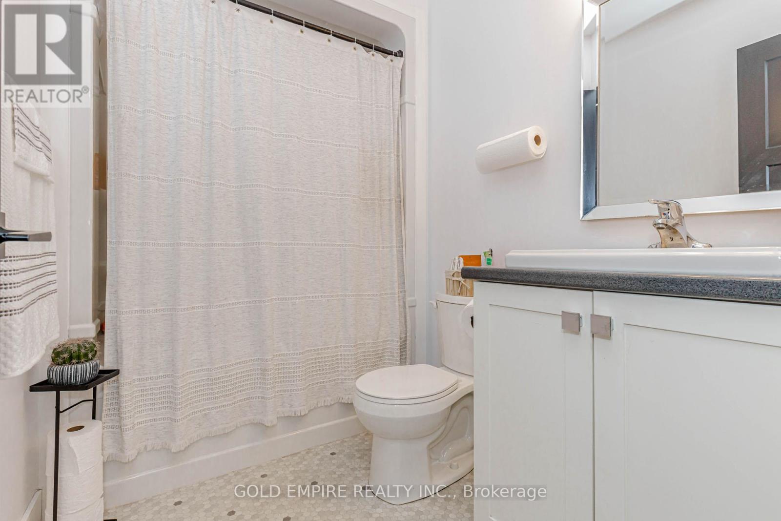 15 MUIRFIELD DRIVE — photo 39