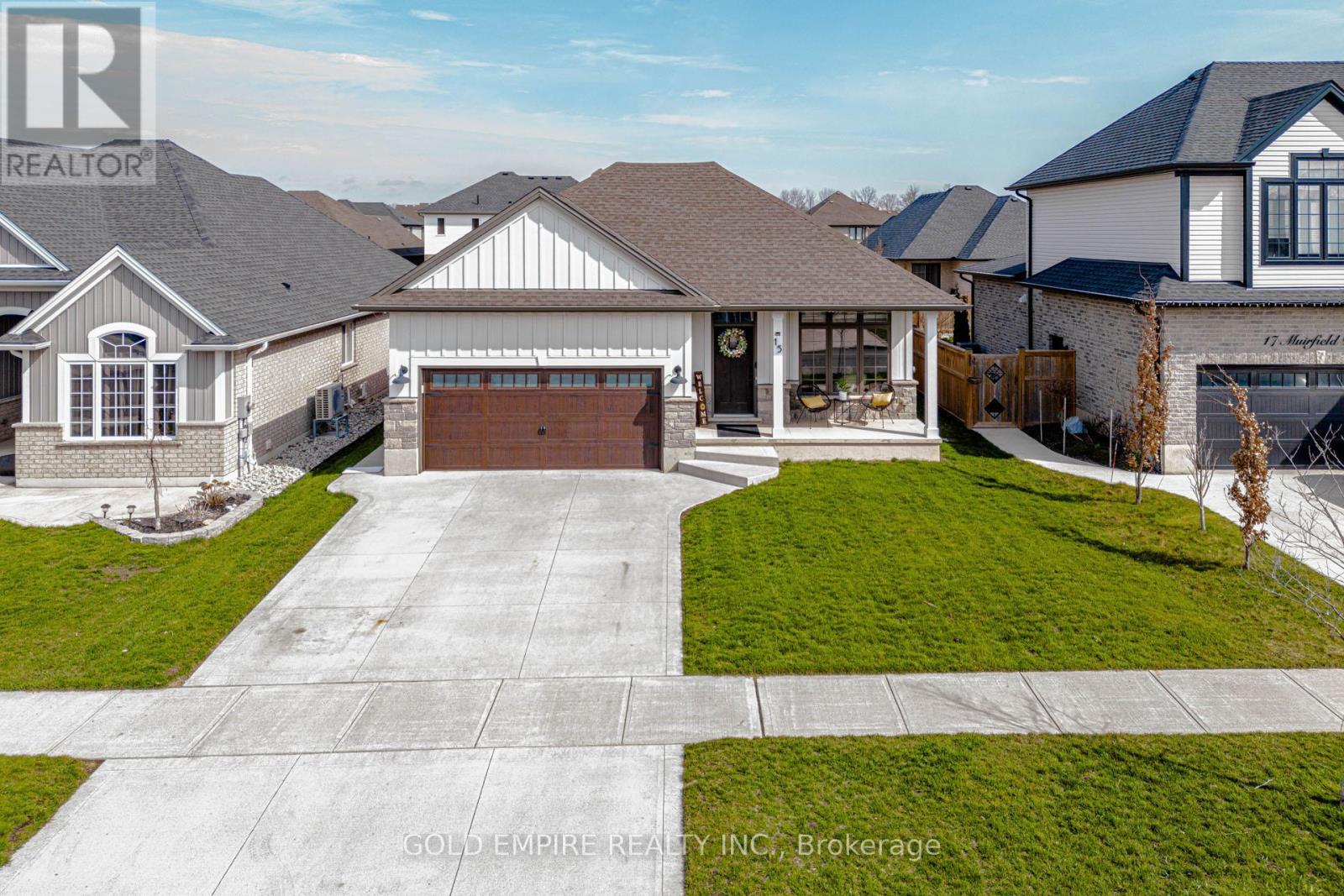 15 MUIRFIELD DRIVE — photo 5