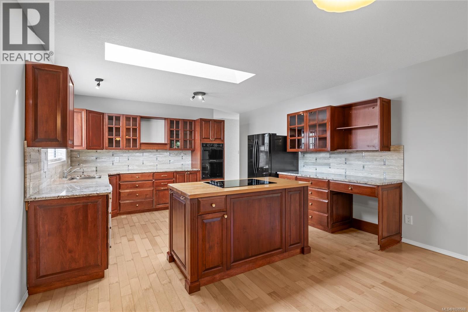 625 FORSYTH AVE - 12