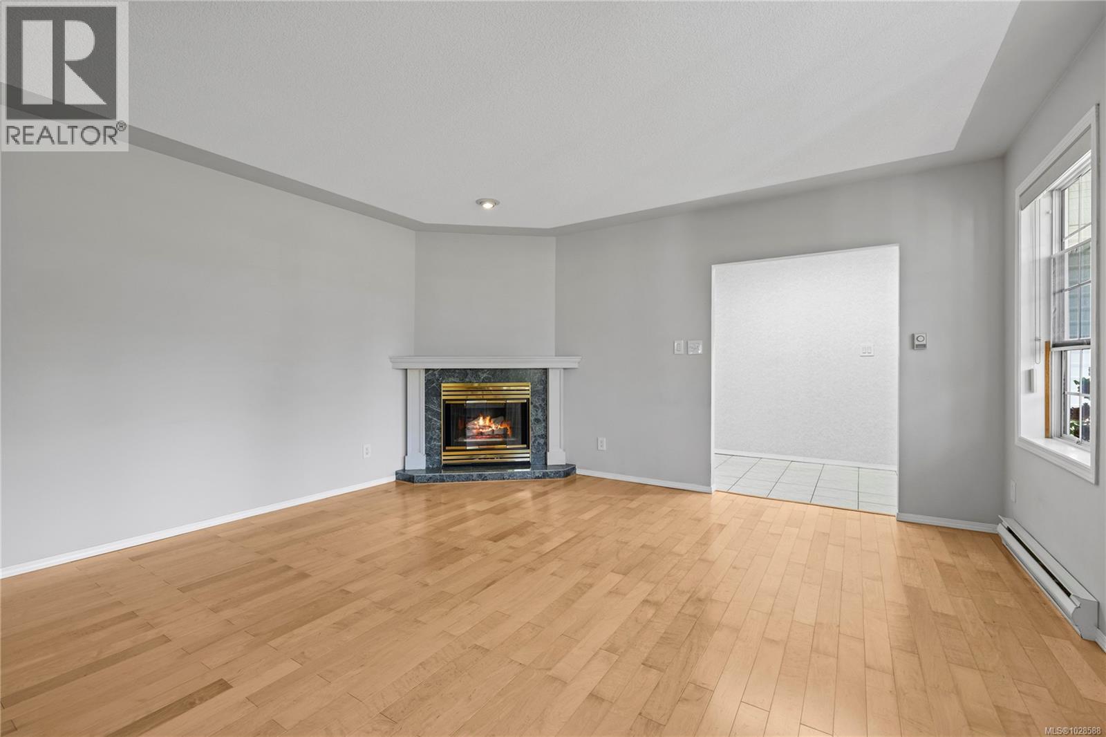 625 FORSYTH AVE - 23