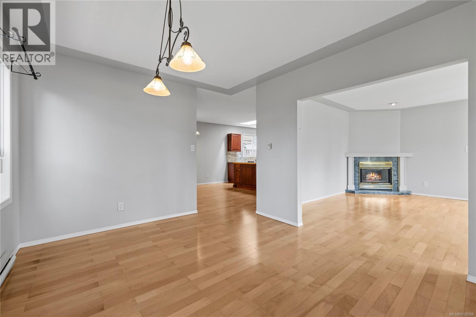 625 FORSYTH AVE - 28