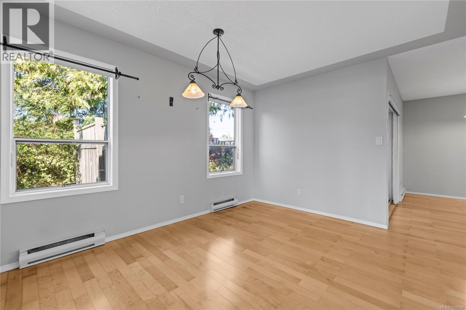 625 FORSYTH AVE - 31