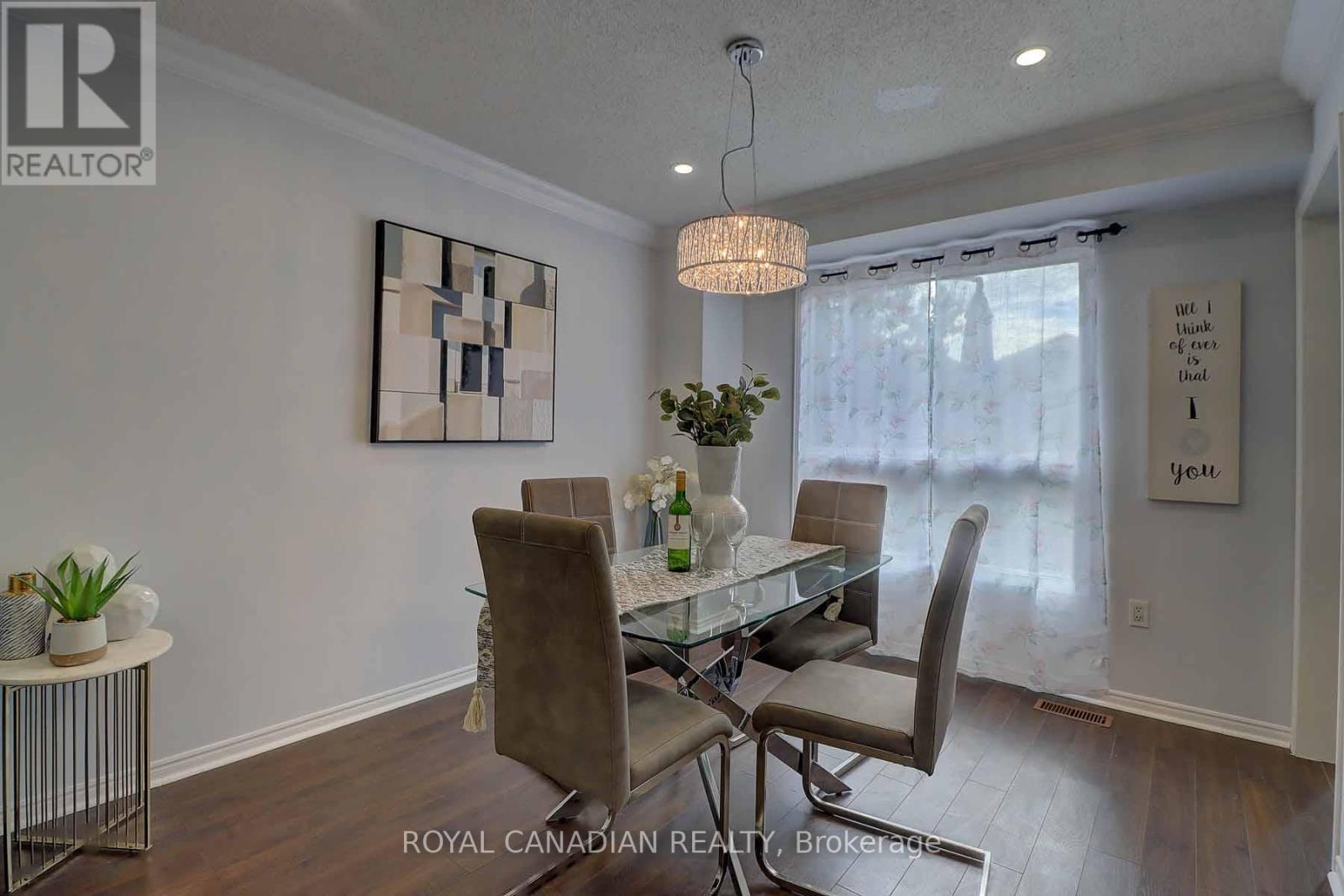 40 DONCASTER CRESCENT - 5