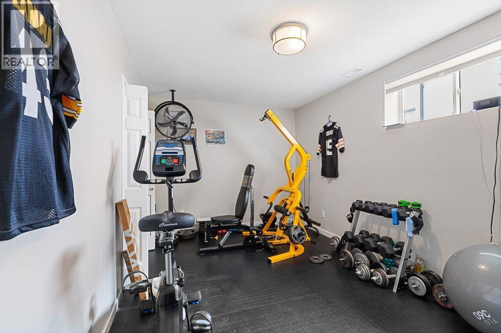 6907 ST. ANTHONY CRESCENT - 24