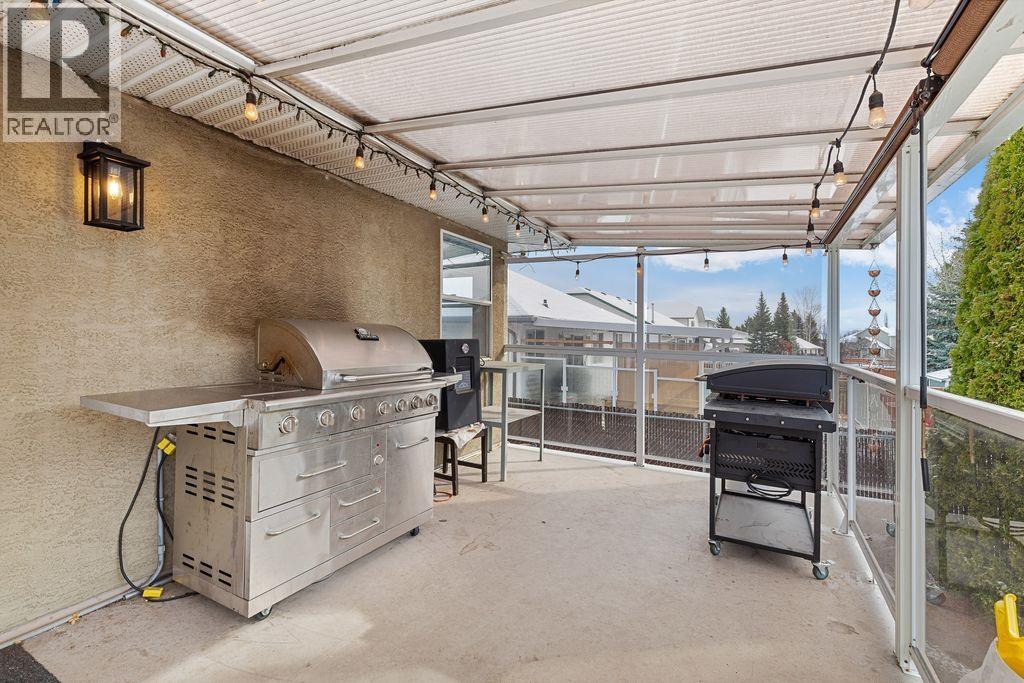 6907 ST. ANTHONY CRESCENT - 29