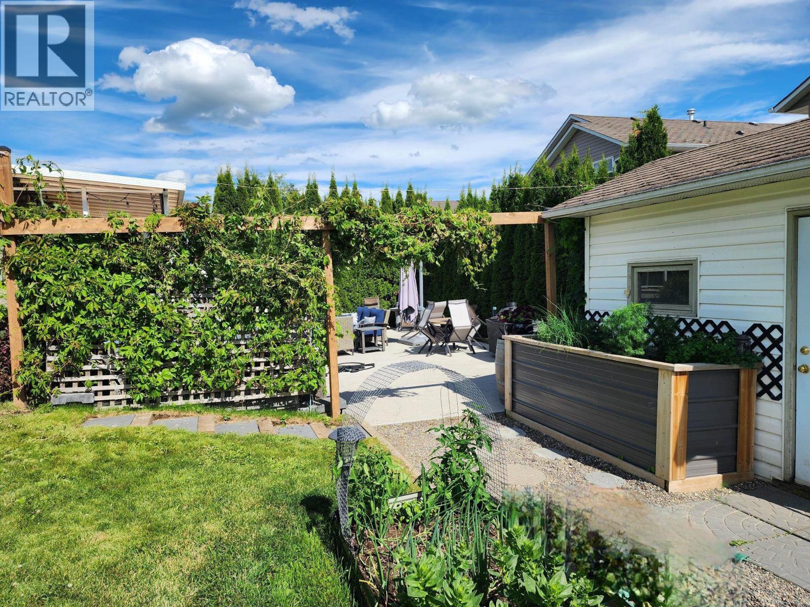 6907 ST. ANTHONY CRESCENT - 30