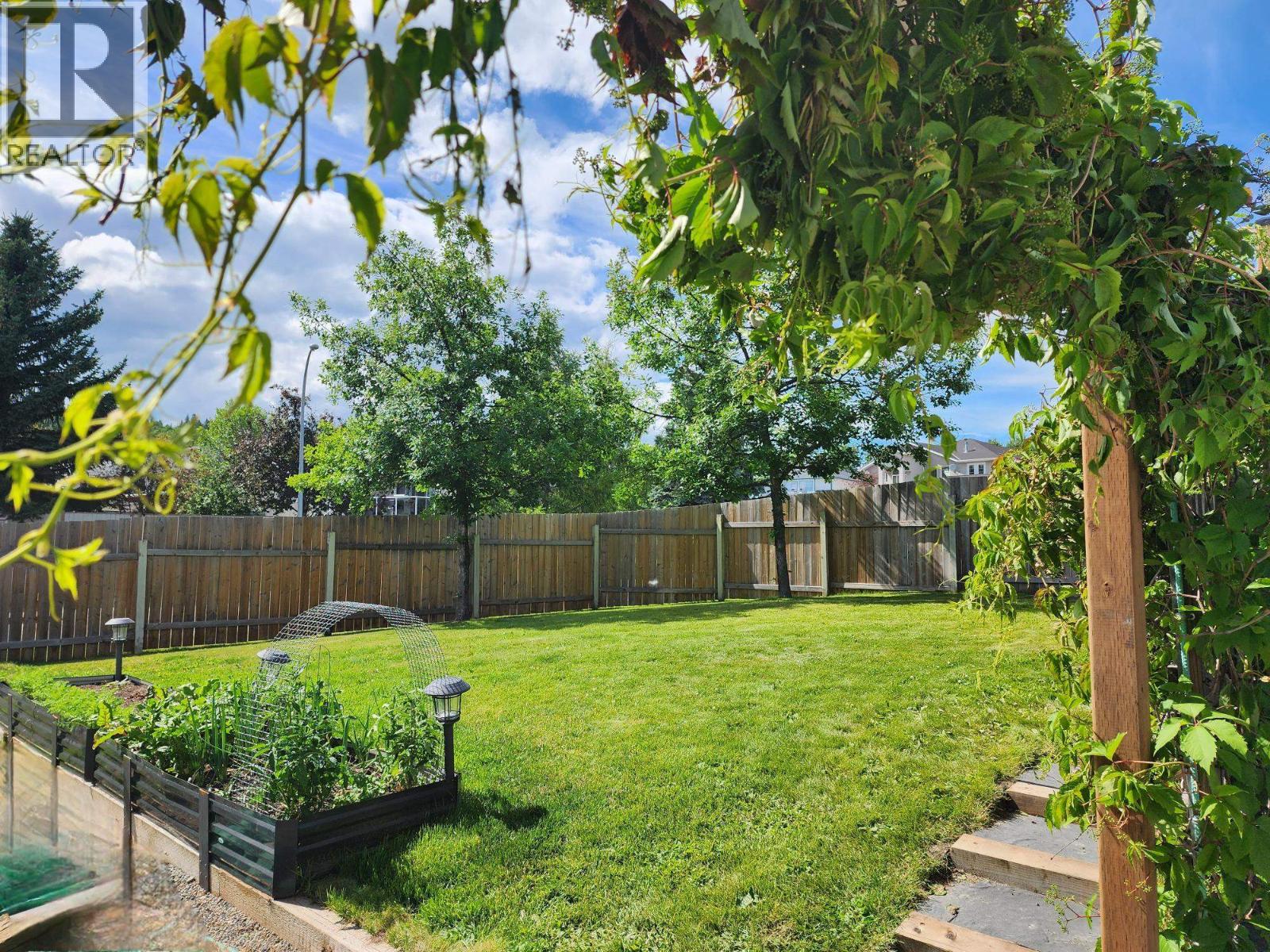 6907 ST. ANTHONY CRESCENT - 31