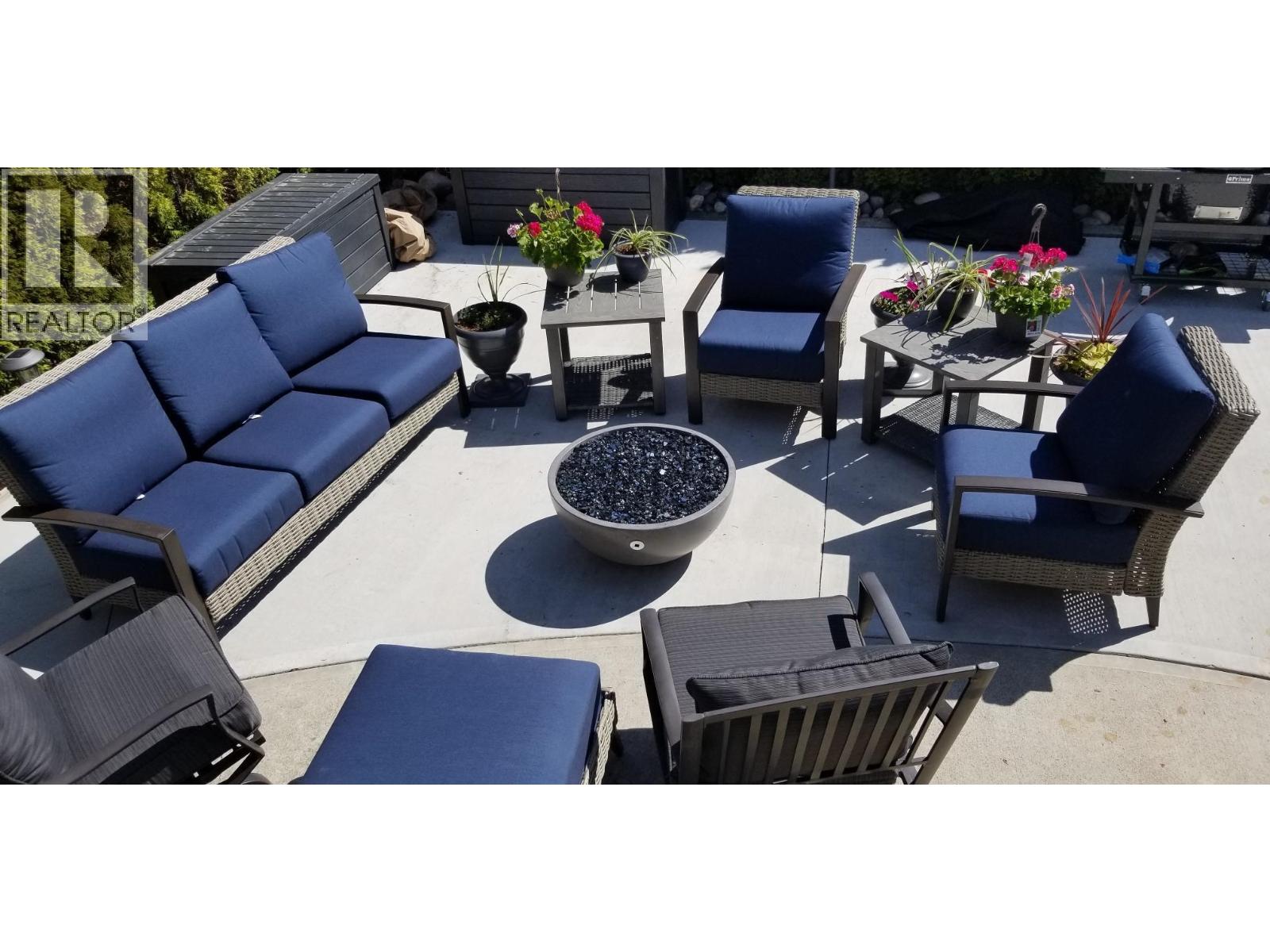 6907 ST. ANTHONY CRESCENT - 32