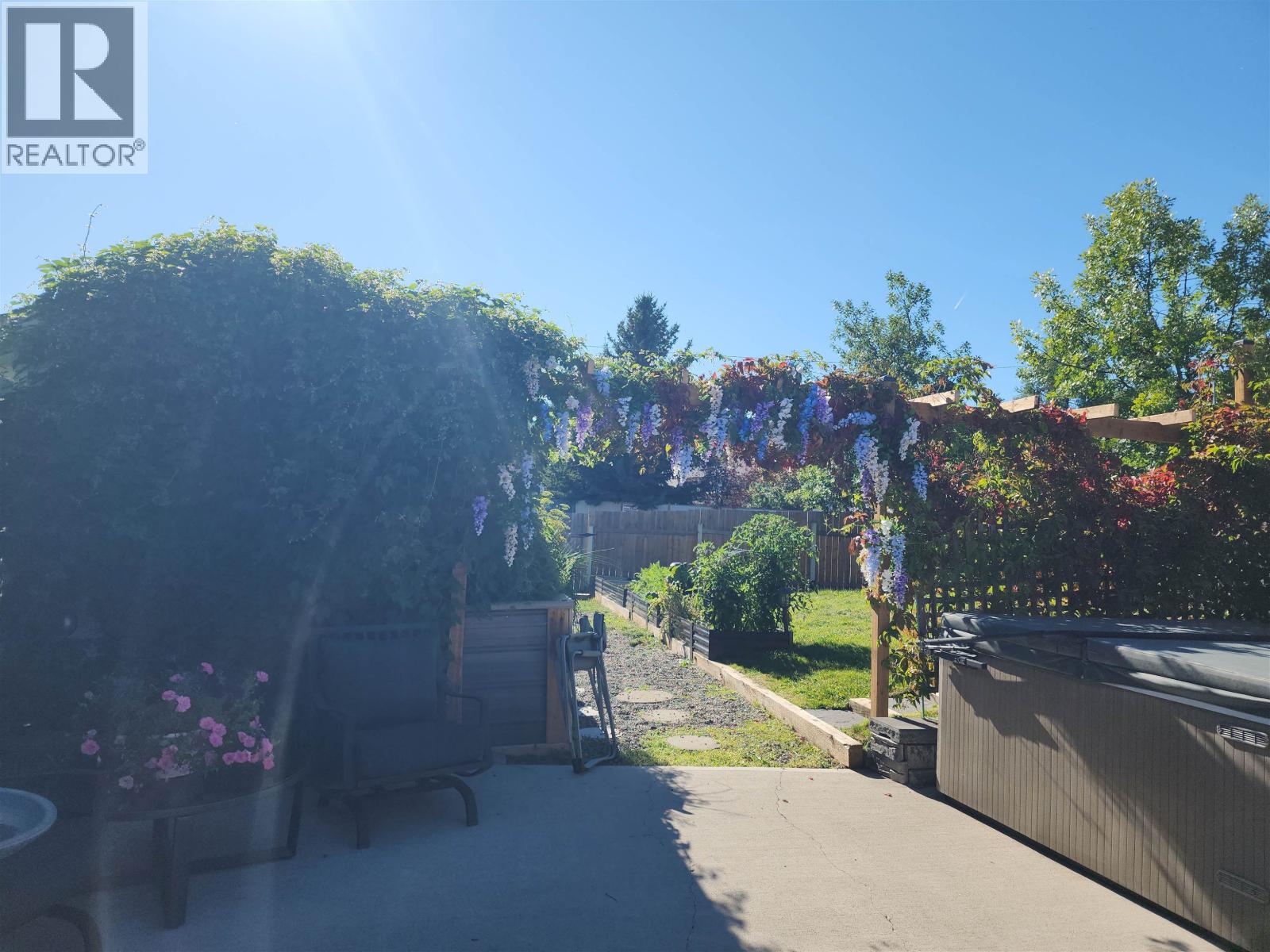 6907 ST. ANTHONY CRESCENT - 33