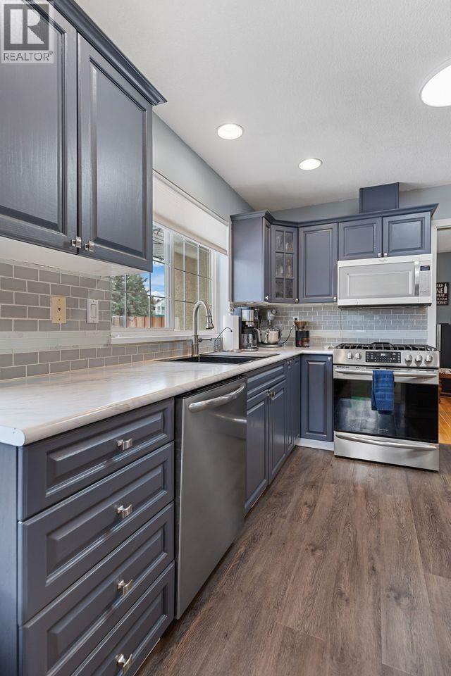 6907 ST. ANTHONY CRESCENT - 6