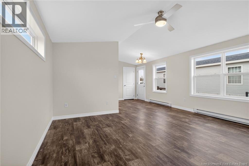 31 Gerald Boulevard - 10