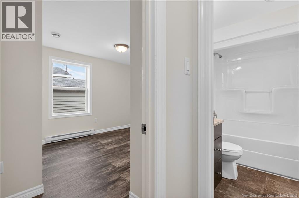 31 Gerald Boulevard - 13