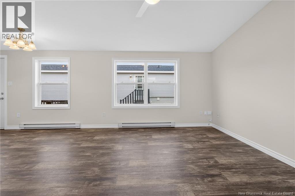 31 Gerald Boulevard - 11