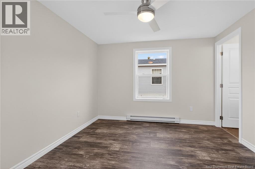 31 Gerald Boulevard - 24