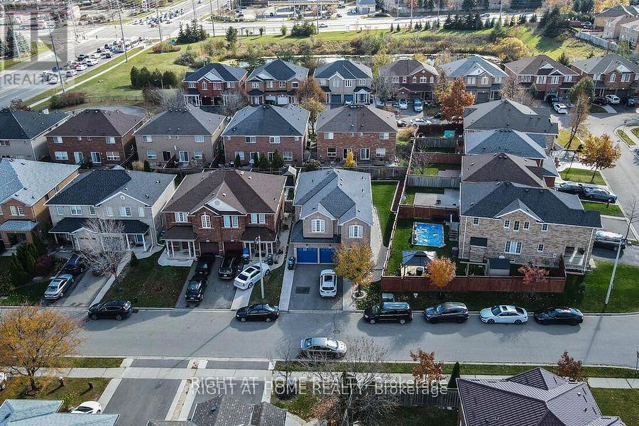 3 SILVERBELL COURT - 3