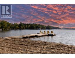C-103 - 1869 Muskoka Road 118 W, Muskoka Lakes), ON P1L1X1 Photo 7