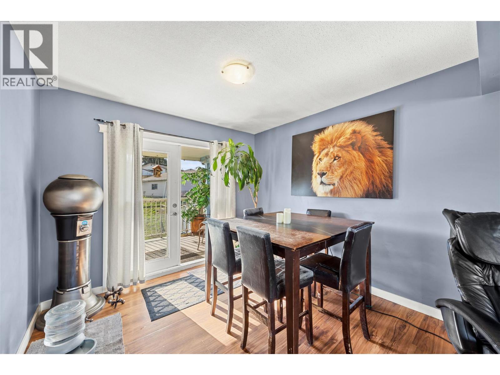 10058 Kel Vern Crescent - 9