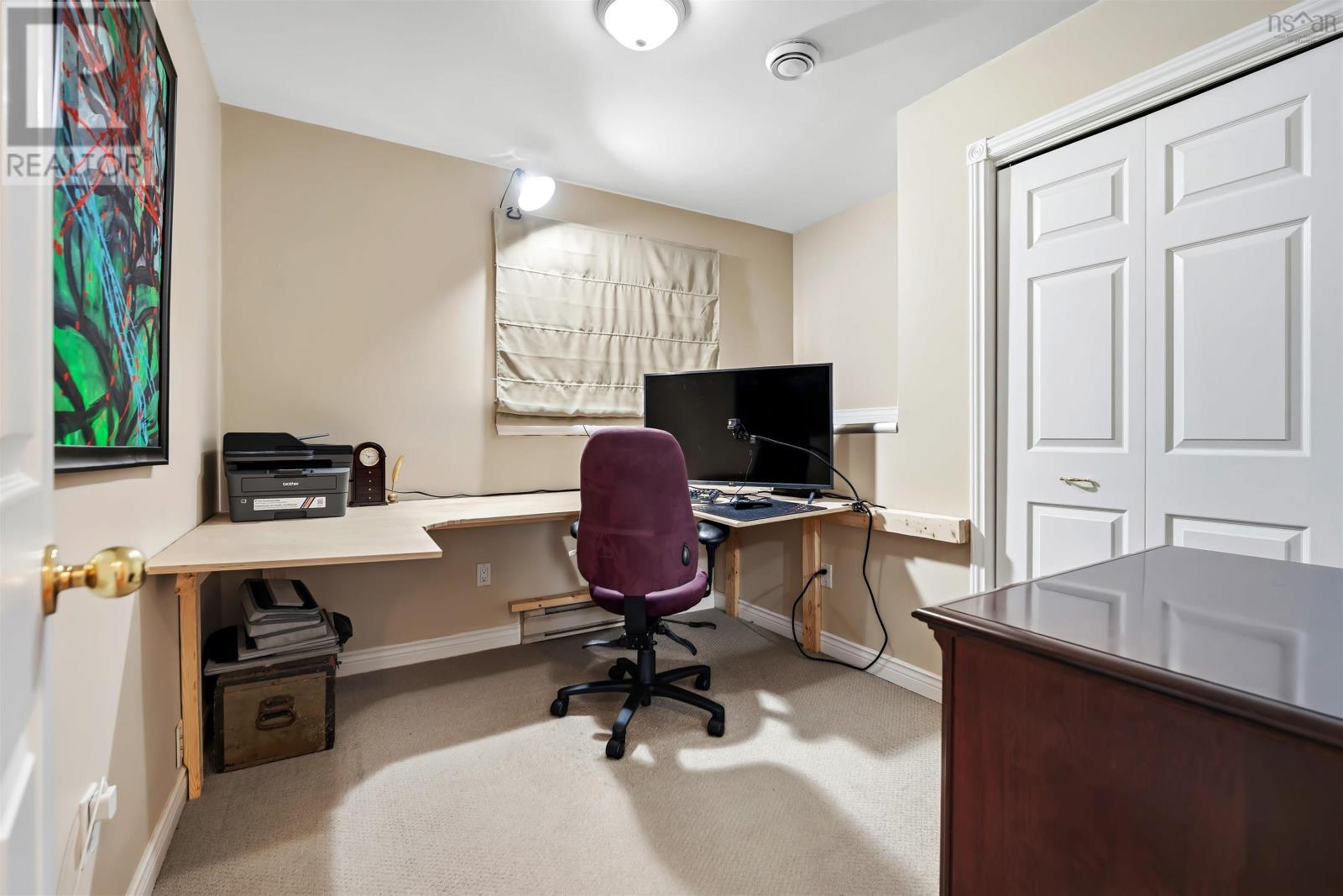 100 TAMARACK DRIVE - 20