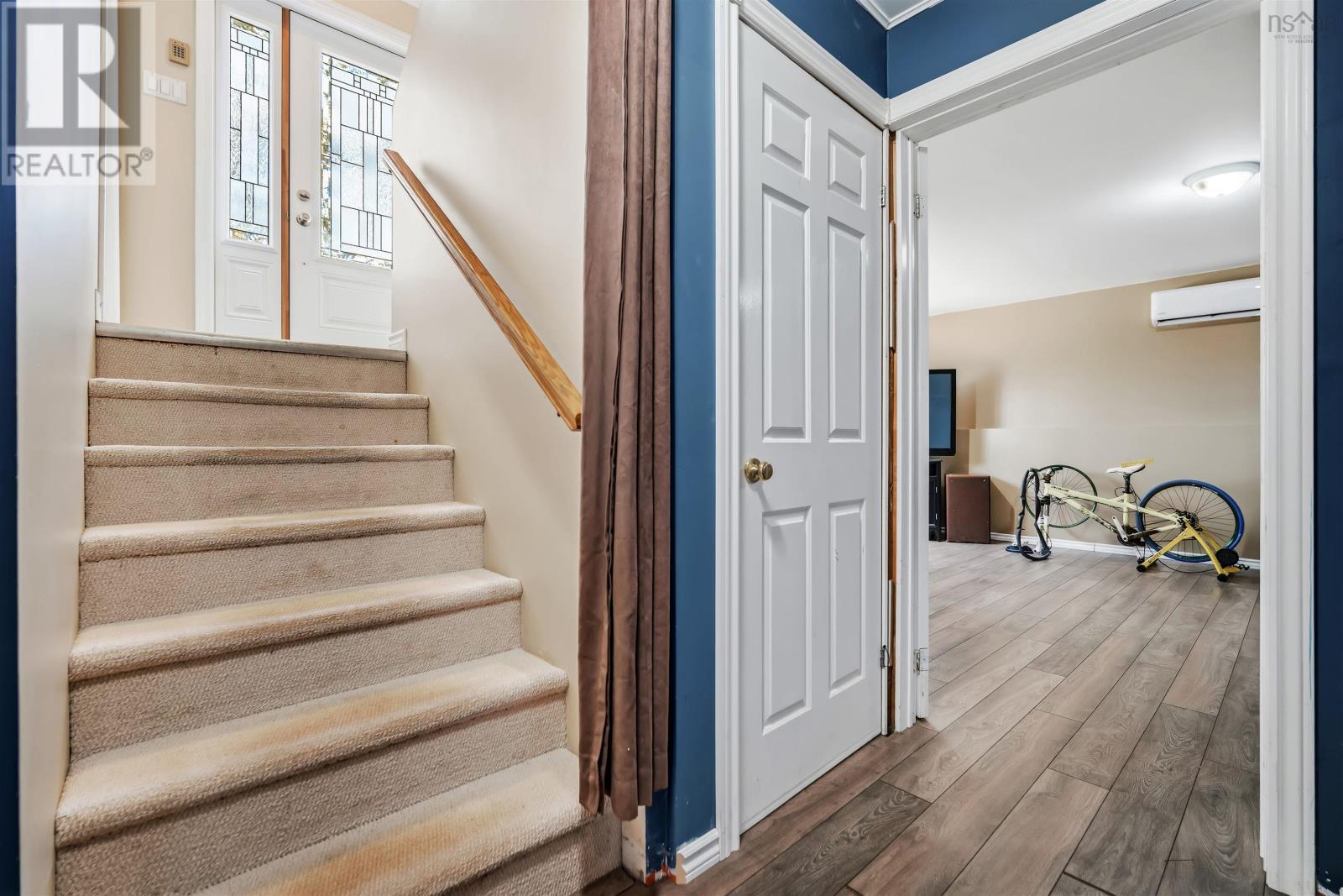 100 TAMARACK DRIVE - 24